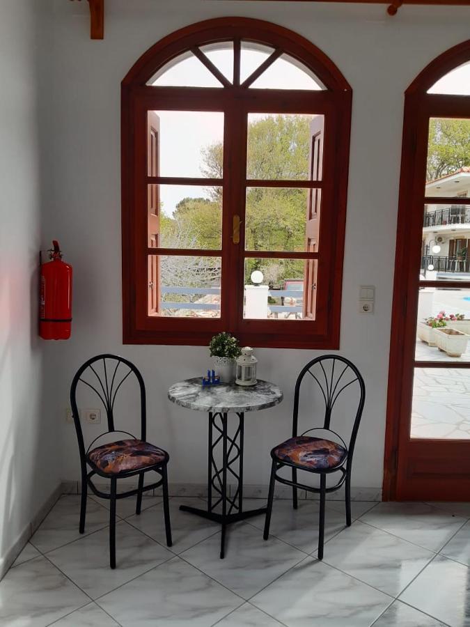 Iro Hotel Samos Ágios Konstantínos 外观 照片