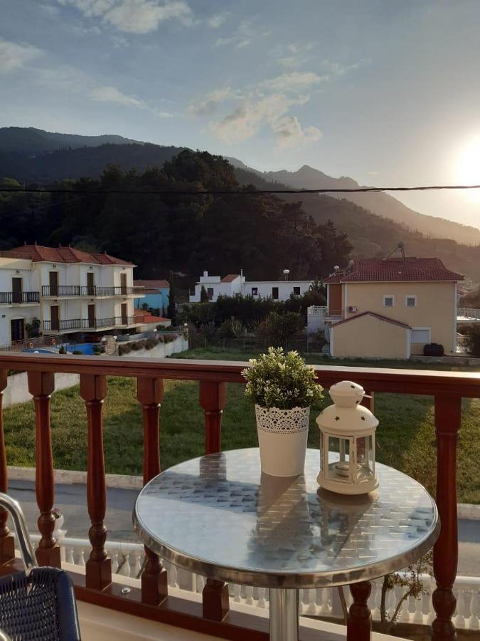 Iro Hotel Samos Ágios Konstantínos 外观 照片